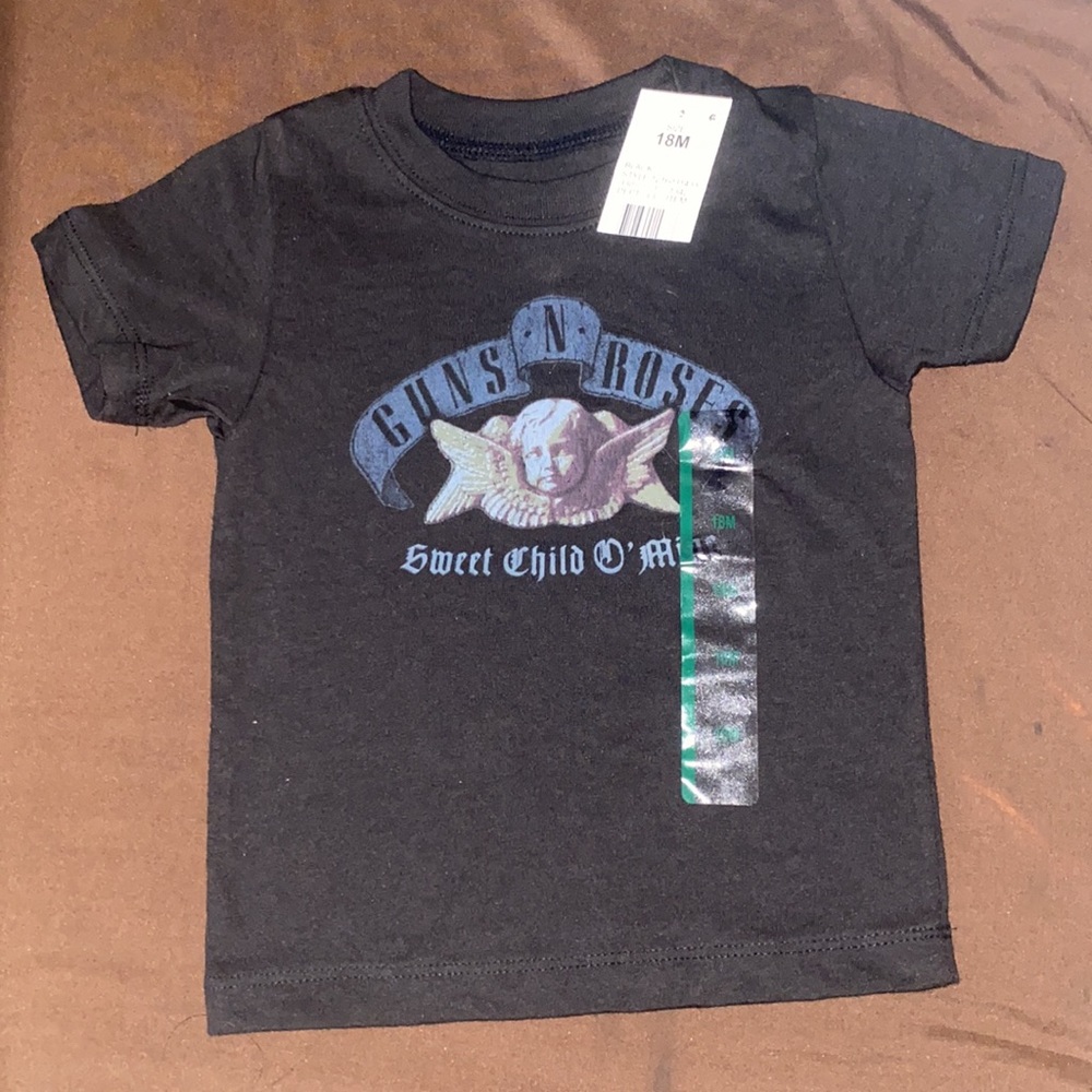 Guns and rose 18m tee
